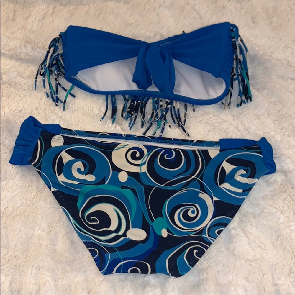 blue pattern bikini - Picture 2 of 3